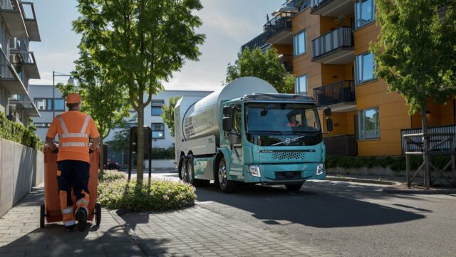Volvo startar försäljningen av eldrivna lastbilar