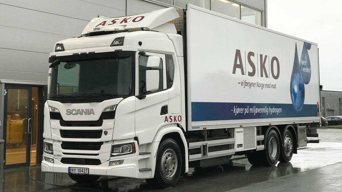Asko tar elektriska vätgasdrivna bränslecellslastbilar från Scania i drift