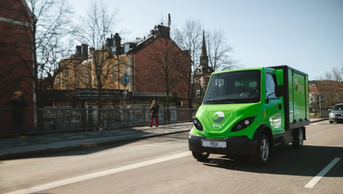 Brings första utsläppsfria ellastbilar rullar i Stockholm