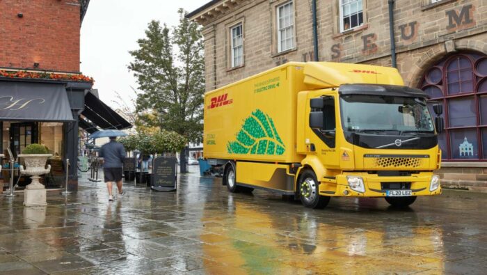 DHL och Volvo Lastvagnar inleder nytt samarbete kring nollutsläpp