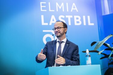 Elmia Lastbil tar tempen på politikerna – två veckor före valet