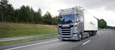 Scania och HAVI i Europas första pilot där autonoma fordon kör gods på allmänna vägar